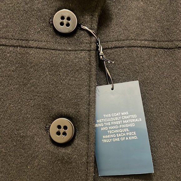 Gorgeous Cole Haan coat - Picture 3 of 8